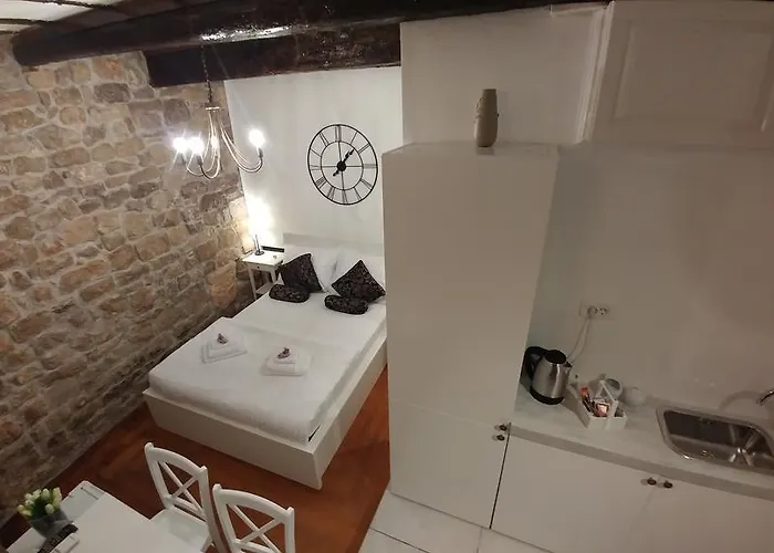 Center Of * Split
